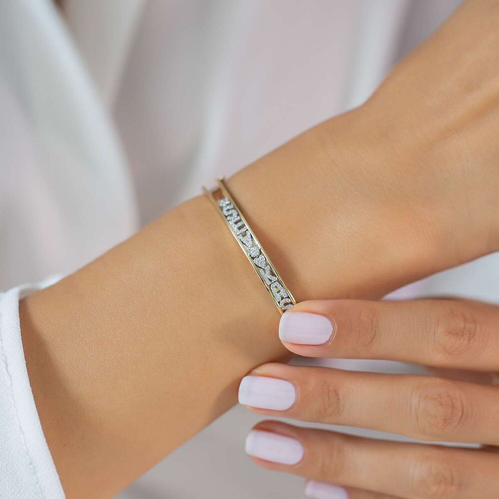 0.29 Carat Diamond Initial And Personalized Name Bracelet