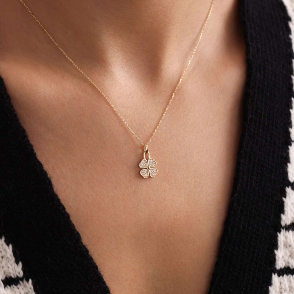 Solid Gold Heart Clover Necklace