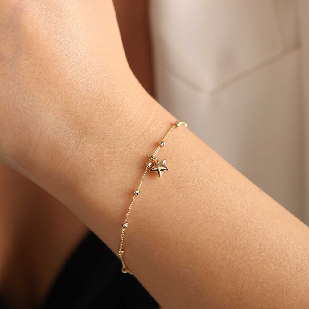 Solid Gold Star Bracelet Dorica