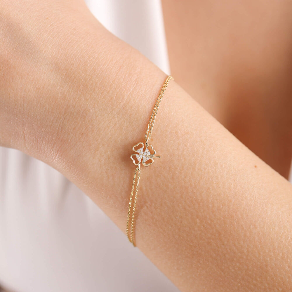 Solid Gold Clover Bracelet Heart Form