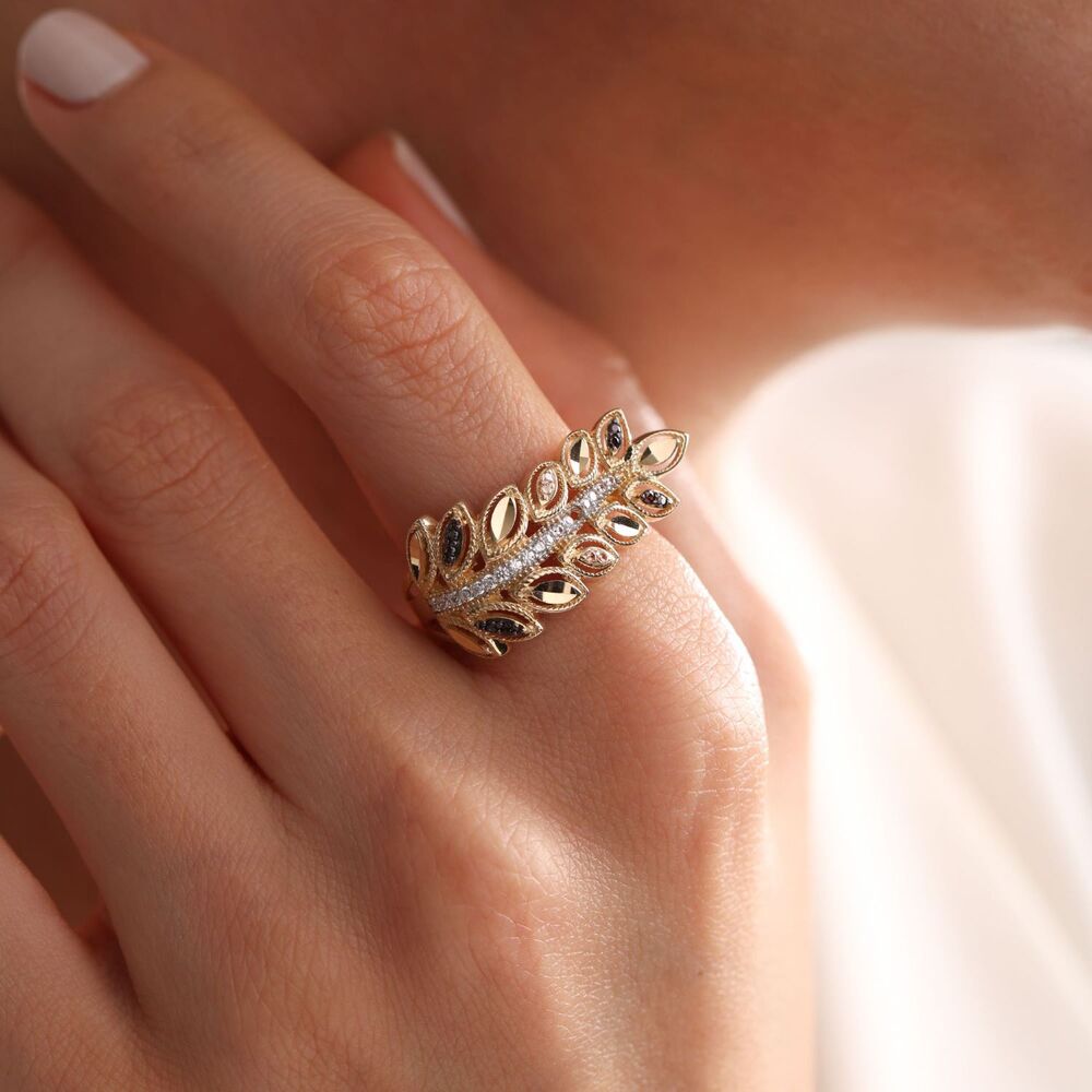 Solid Gold Ring Design Flower