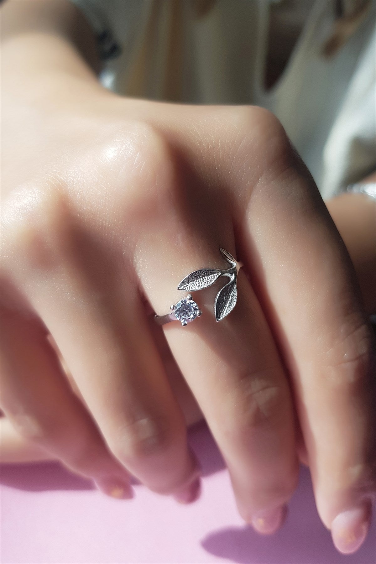 Silver Leaf Ring