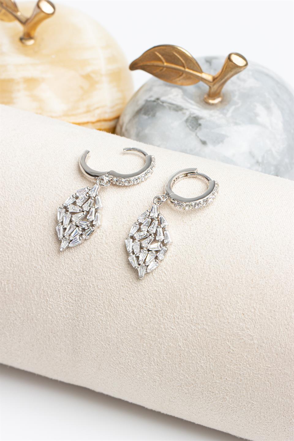 Pendientes de piedras preciosas baguette de plata