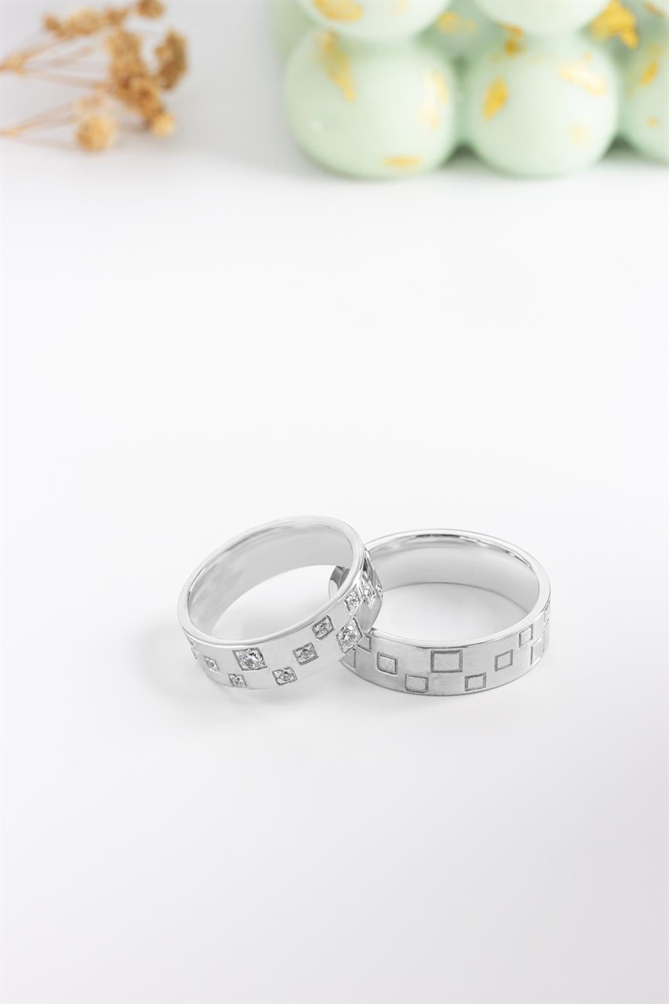 Alianza de plata con detalle cuadrado de 6 mm