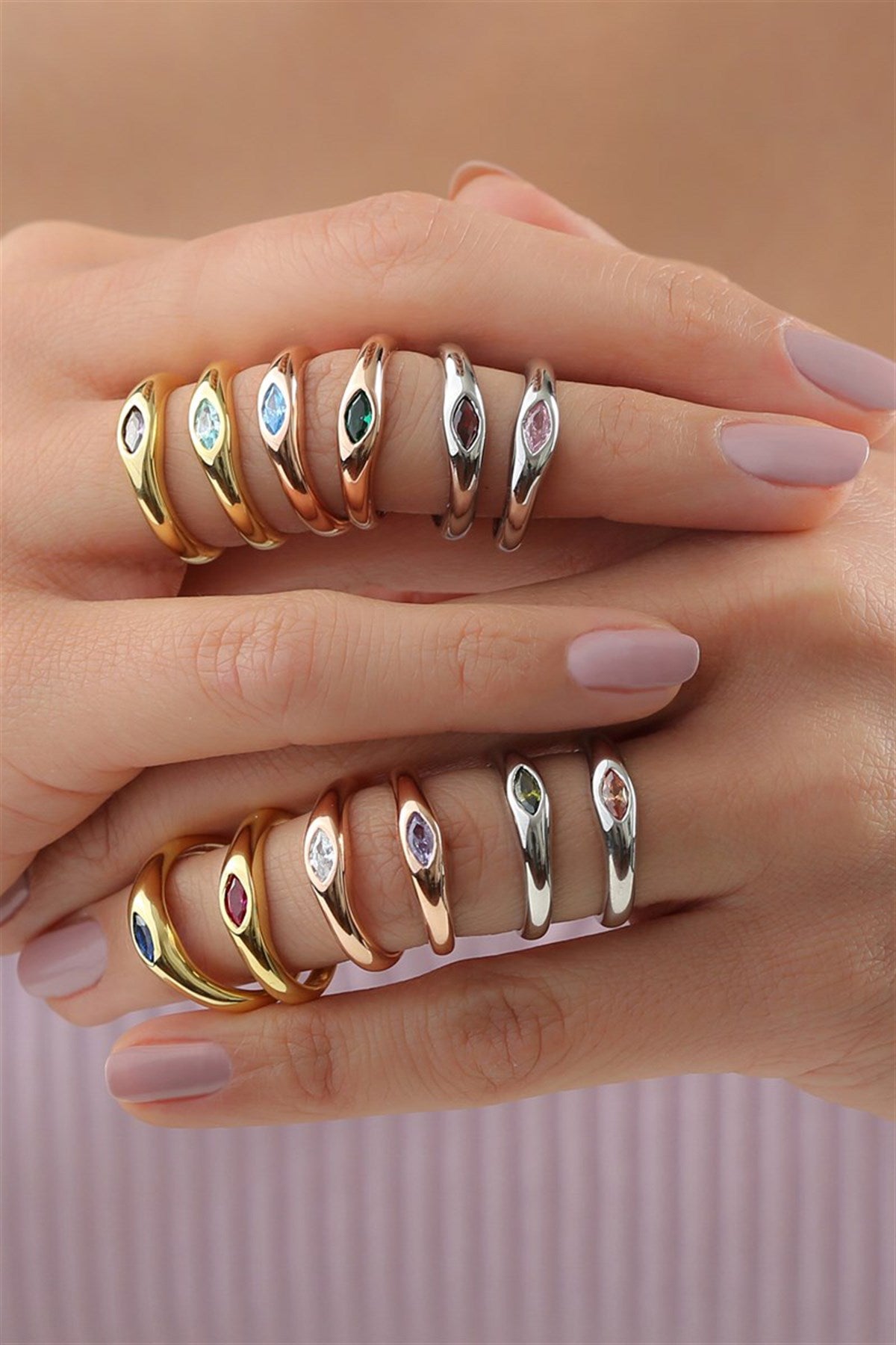 Silver Green Shuttle Gemstone Design Ring