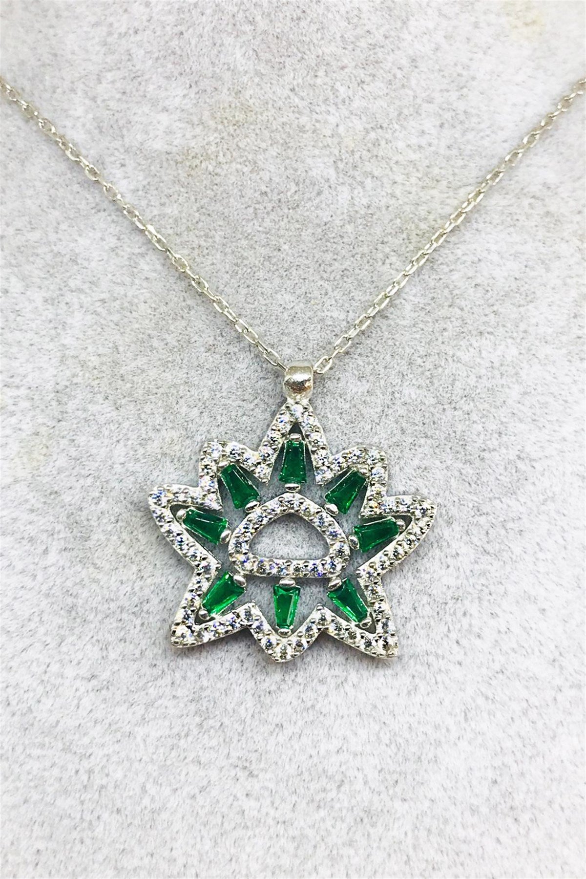 Silver Green Gemstone Lotus Necklace