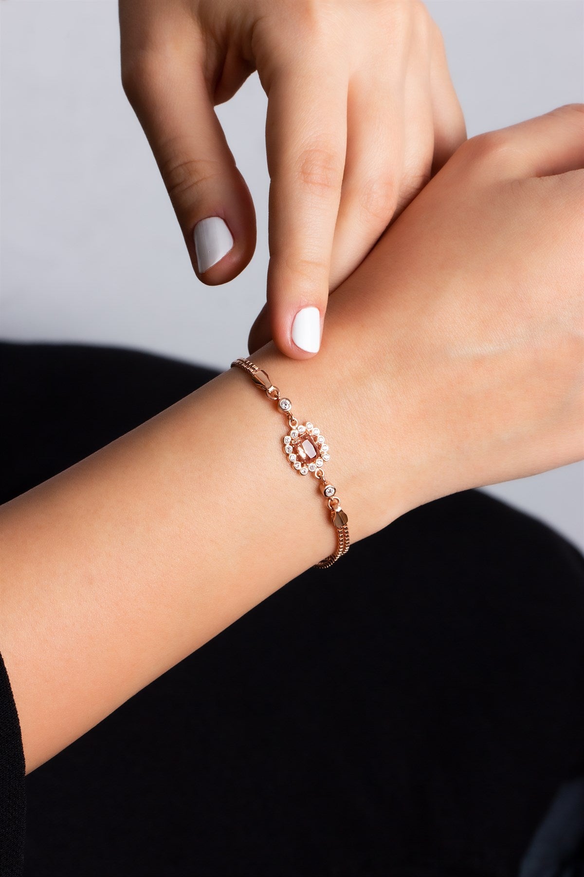 Pulsera de piedras preciosas de zultanita de plata