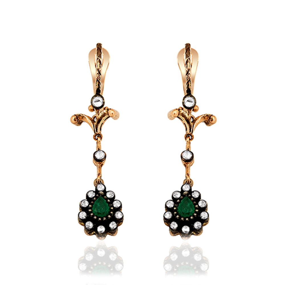 1.05 Carat Diamond Emerald Earrings