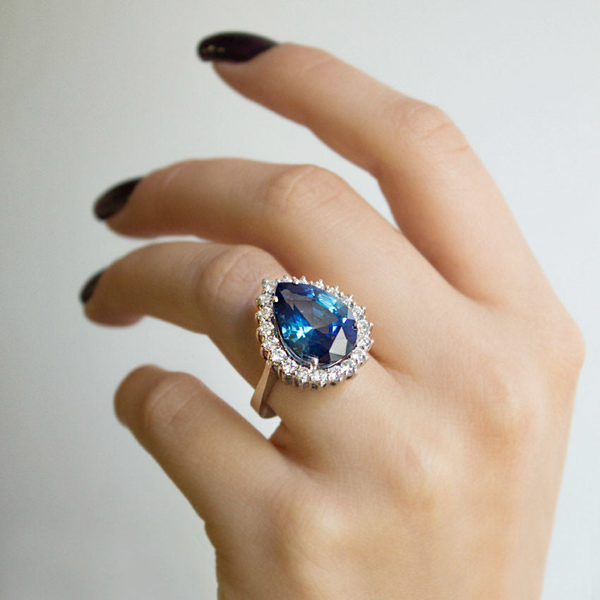 10.90 Carat Diamond Sapphire Ring