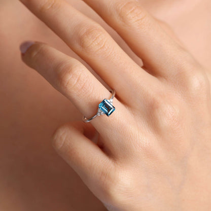 1.40 Carat Diamond Ring Baguette Aqua Marinee Gemstone