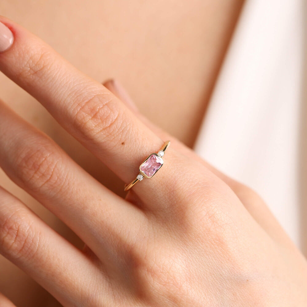 14K Solid Gold Vintage Ring Pink Topaz