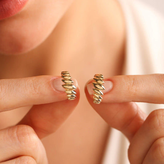 Solid Gold Hoop Earrings 1.5 cm Almond Form