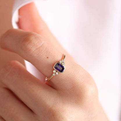 Solid Gold Vintage Ring 14K Amethyst