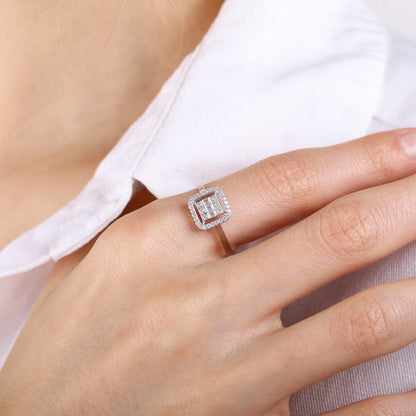 Baguette White Solid Gold Ring Square