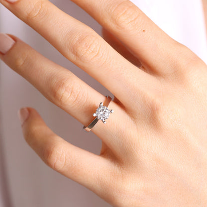 White Solid Gold Solitaire Ring