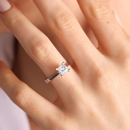 White Solid Gold Solitaire Ring