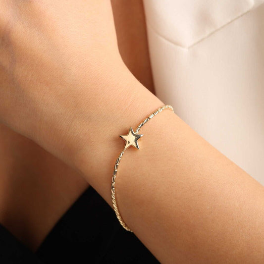Glowing Solid Gold Star Bracelet Italy Dorica