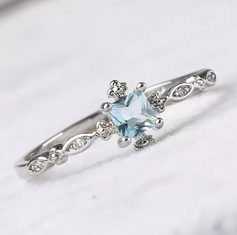 Diamond Ring Aquamarine 0,34 Carat