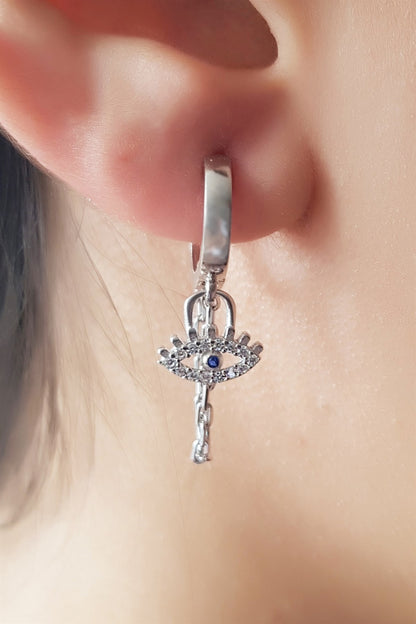 Silver Wobbly Eye Eyelas Earrings