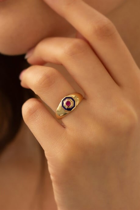 Solid Gold Pink Gemstone Enameled Ring | 14K (585) | 1.98 gr