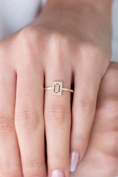 Bague en or massif avec pierres précieuses baguette | 8K (333) | 0,92 g