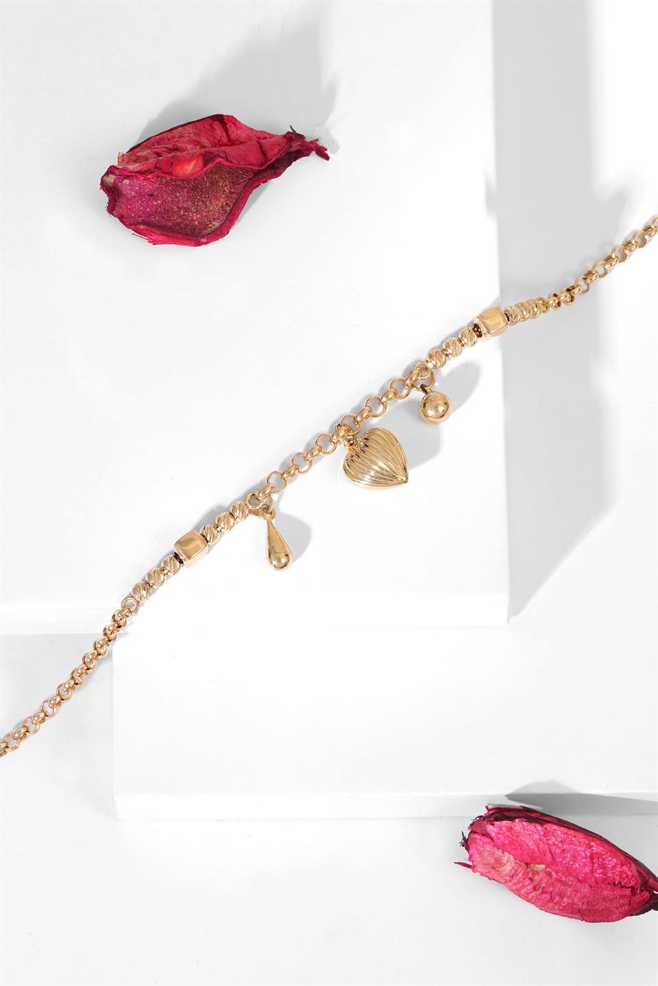 Pulsera con dijes de cuentas Dorica de oro macizo