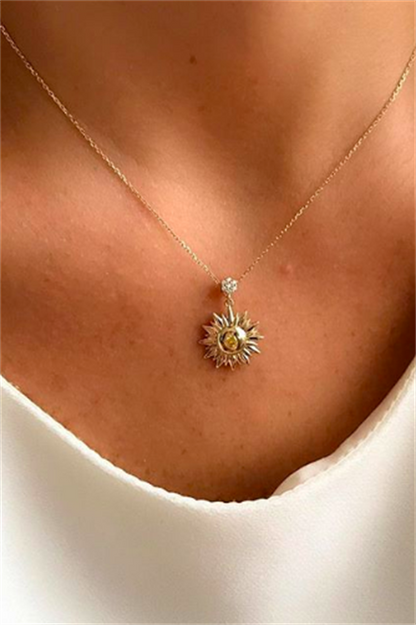 Solid Gold Sun Necklace | 14K (585) | 2.37 gr