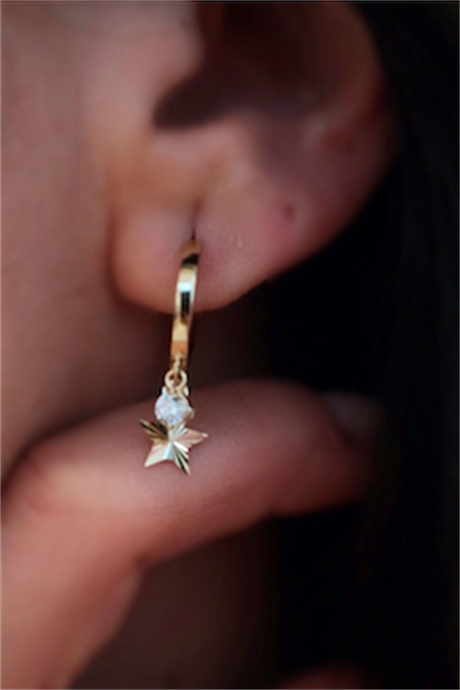 Solid Gold Star Earring | 14K (585) | 2.20 gr