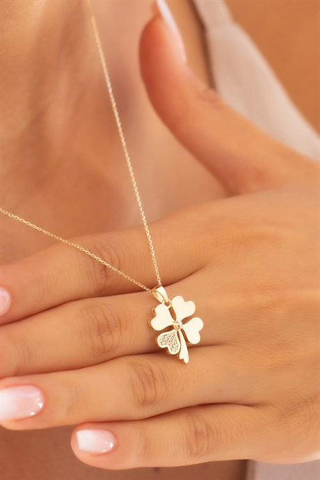 Solid Gold Heart Clover Necklace | 8K (333) | 2.55 gr