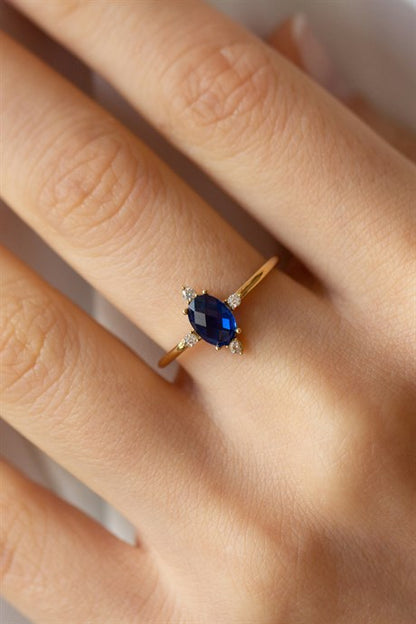 Bague en or massif avec pierres précieuses bleu marine (foncé) | 14K (585) | 1,42 g