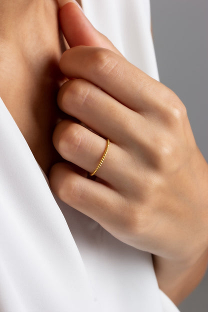 Solid Gold Minimal Spiral Ring