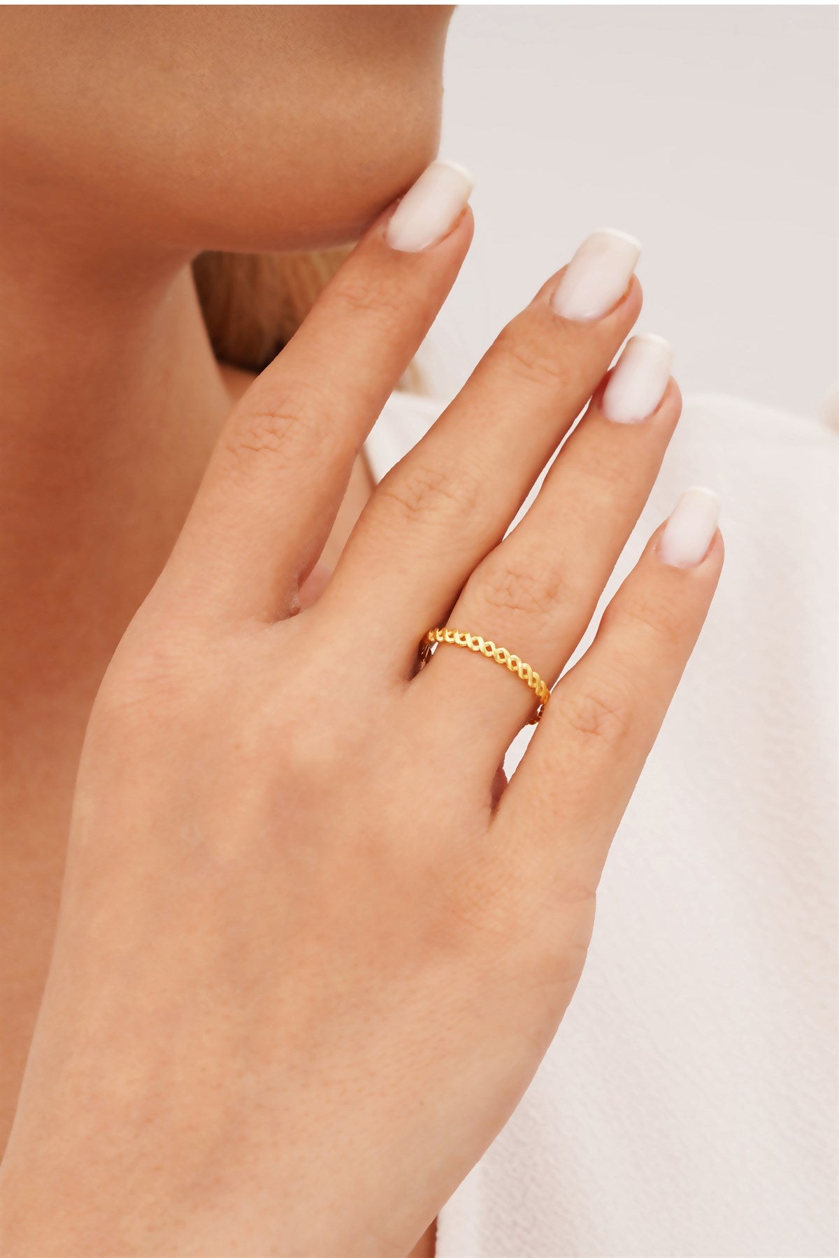 Solid Gold Minimal Chain Ring