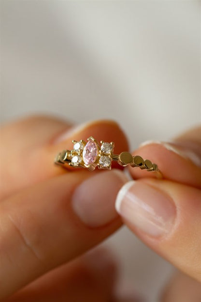 Solid Gold Pink Gemstone Ring | 14K (585) | 1.43 gr