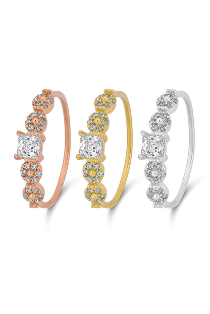 Anillo solitario con diseño de oro macizo