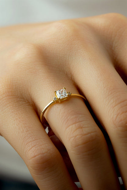 Solid Gold Solitaire Ring