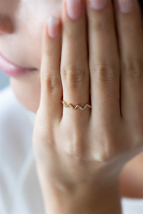 Solid Gold Baguette Gemstone Zigzag Ring | 14K (585) | 1.12 gr