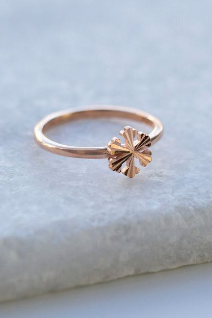 Silver Snowflake Ring
