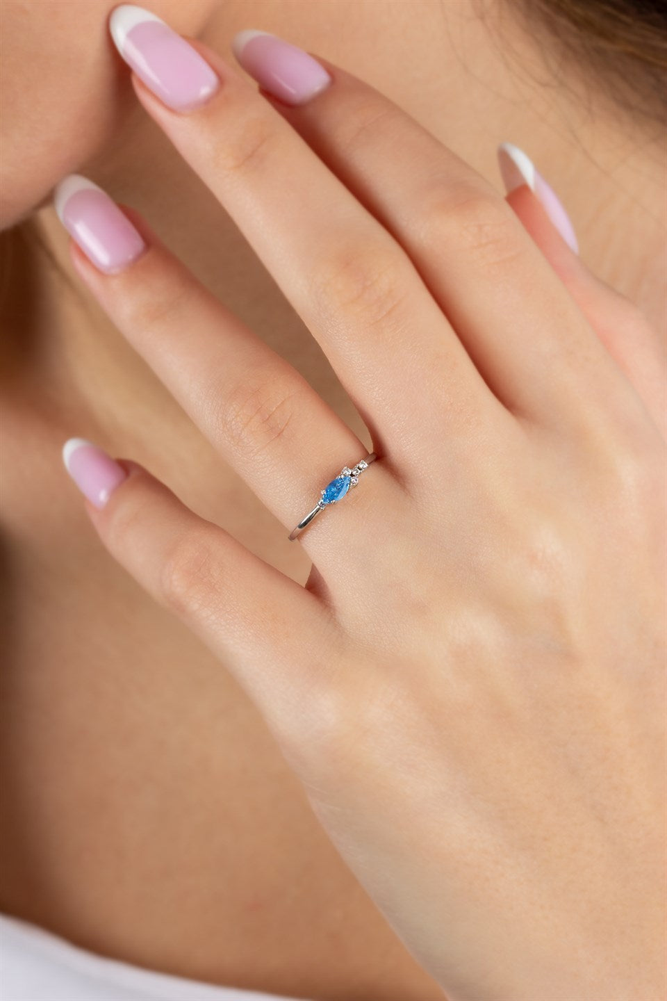 Silver Shuttle Gemstone Ring