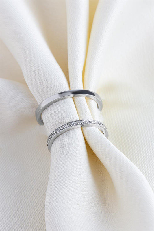 Bague de mariage en argent avec pierres précieuses minimales de 2 mm