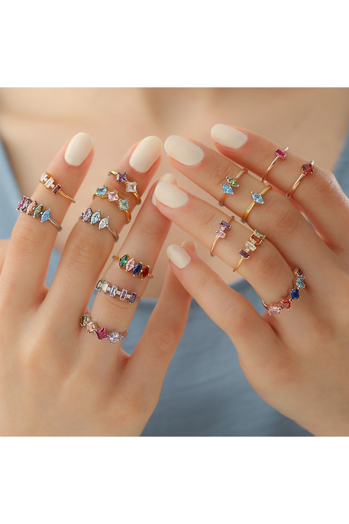 Bague goutte de pierres précieuses colorées en argent