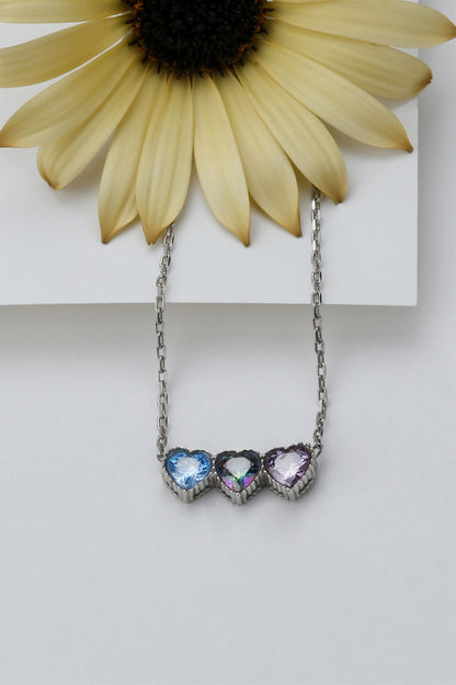 Collier coeur en pierres précieuses colorées en argent