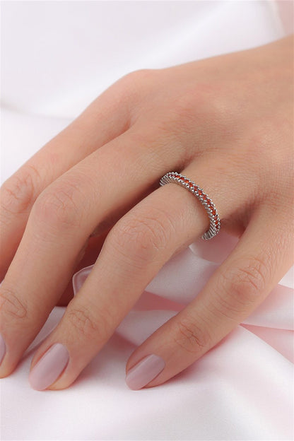 Bague en argent avec pierres précieuses colorées