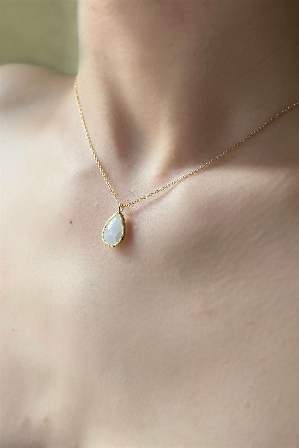 Silver Moonstone Necklace