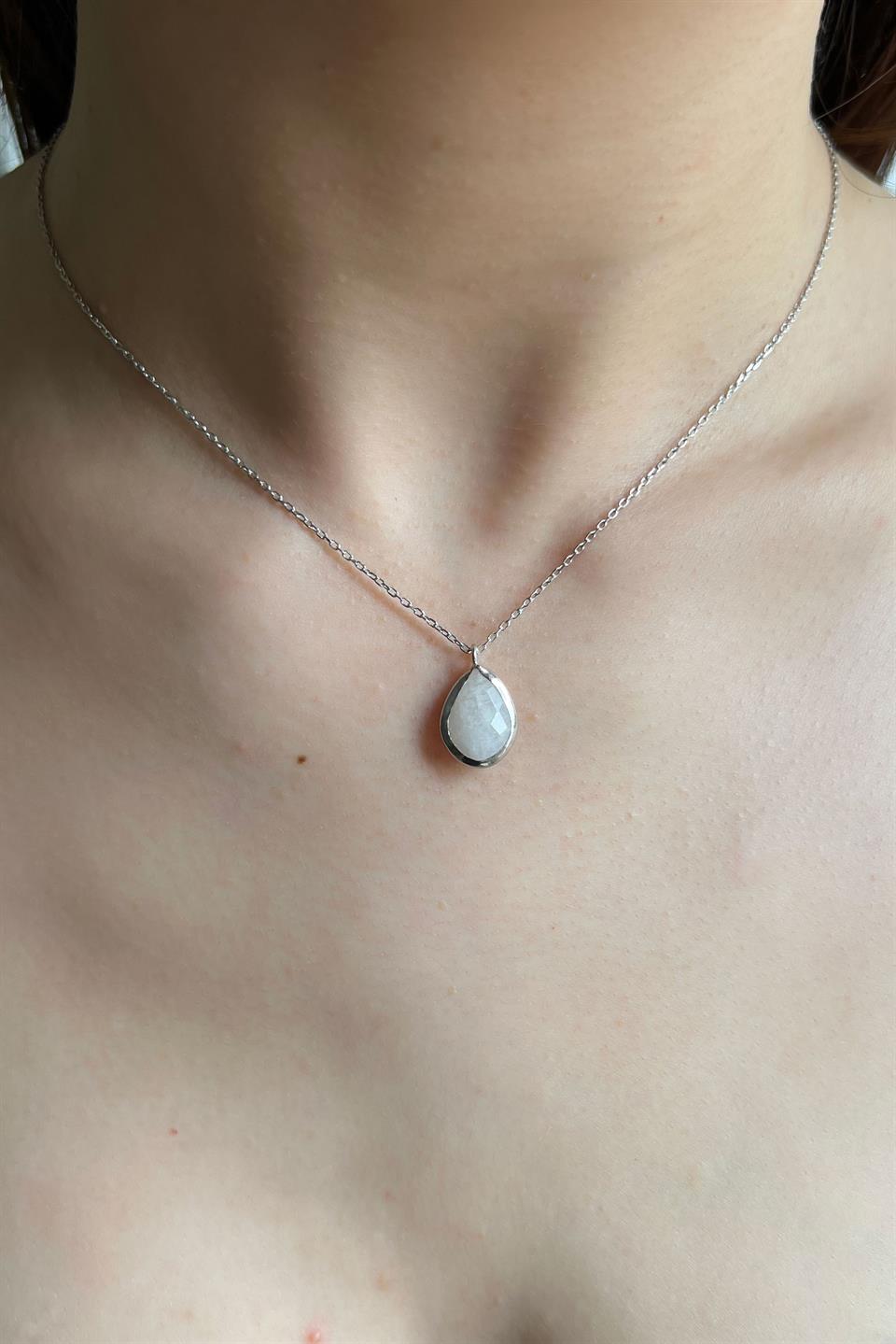 Silver Moonstone Necklace