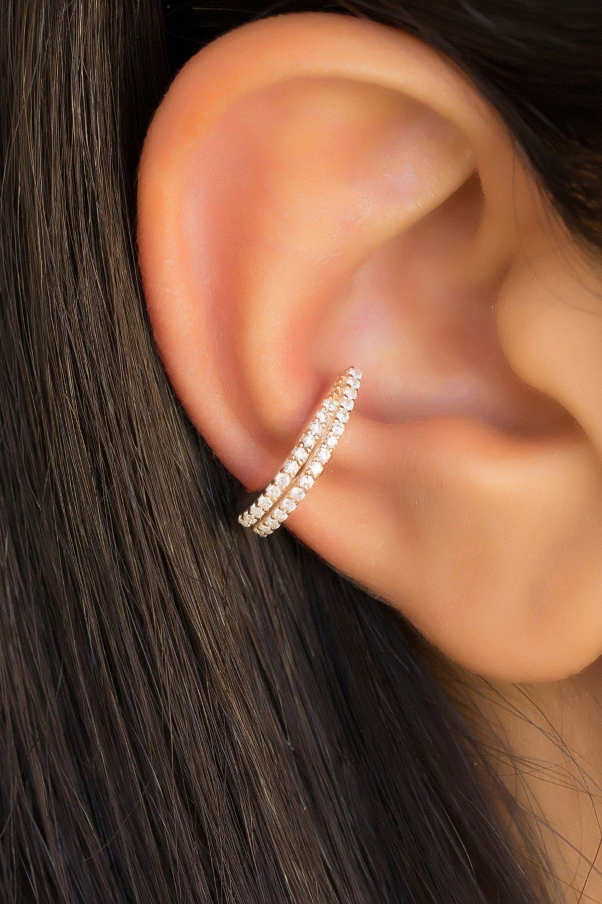 Boucles d'oreilles cartilage en argent avec pierres précieuses