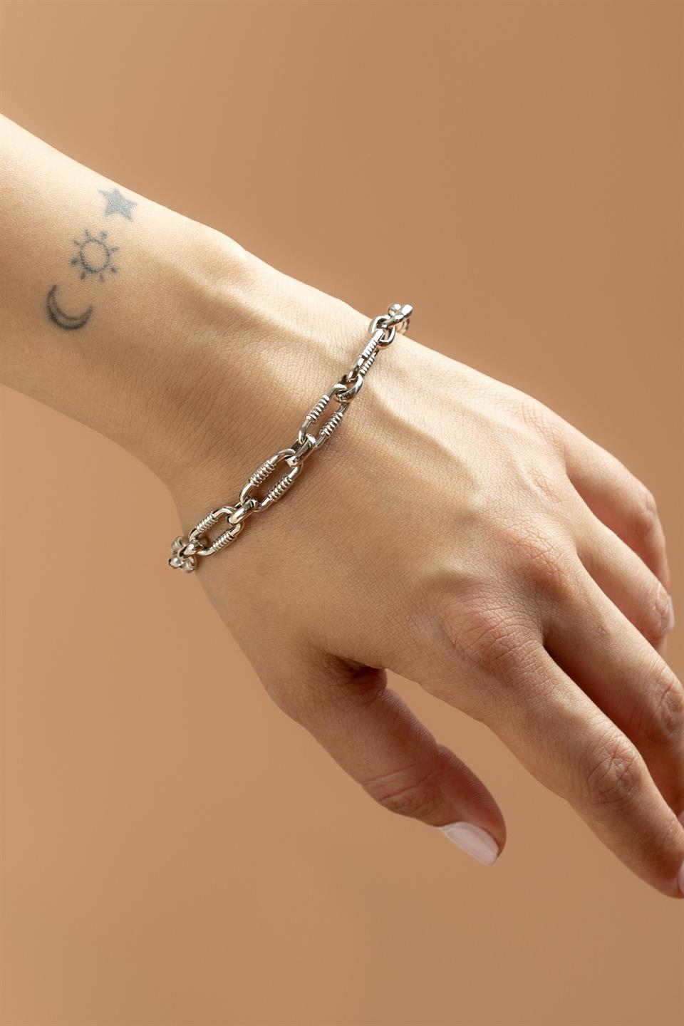 Silver Spring Chain Bracelet