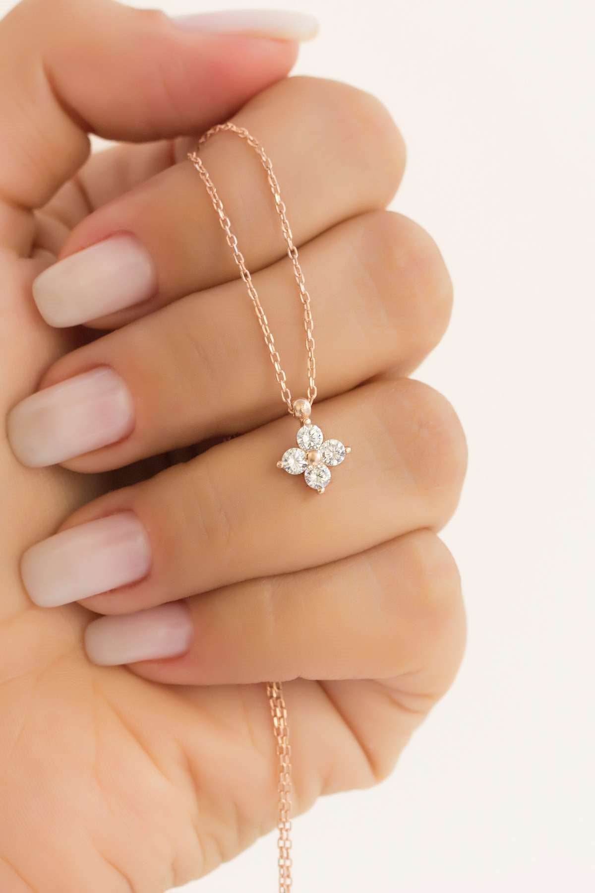 Silver Clover Necklace