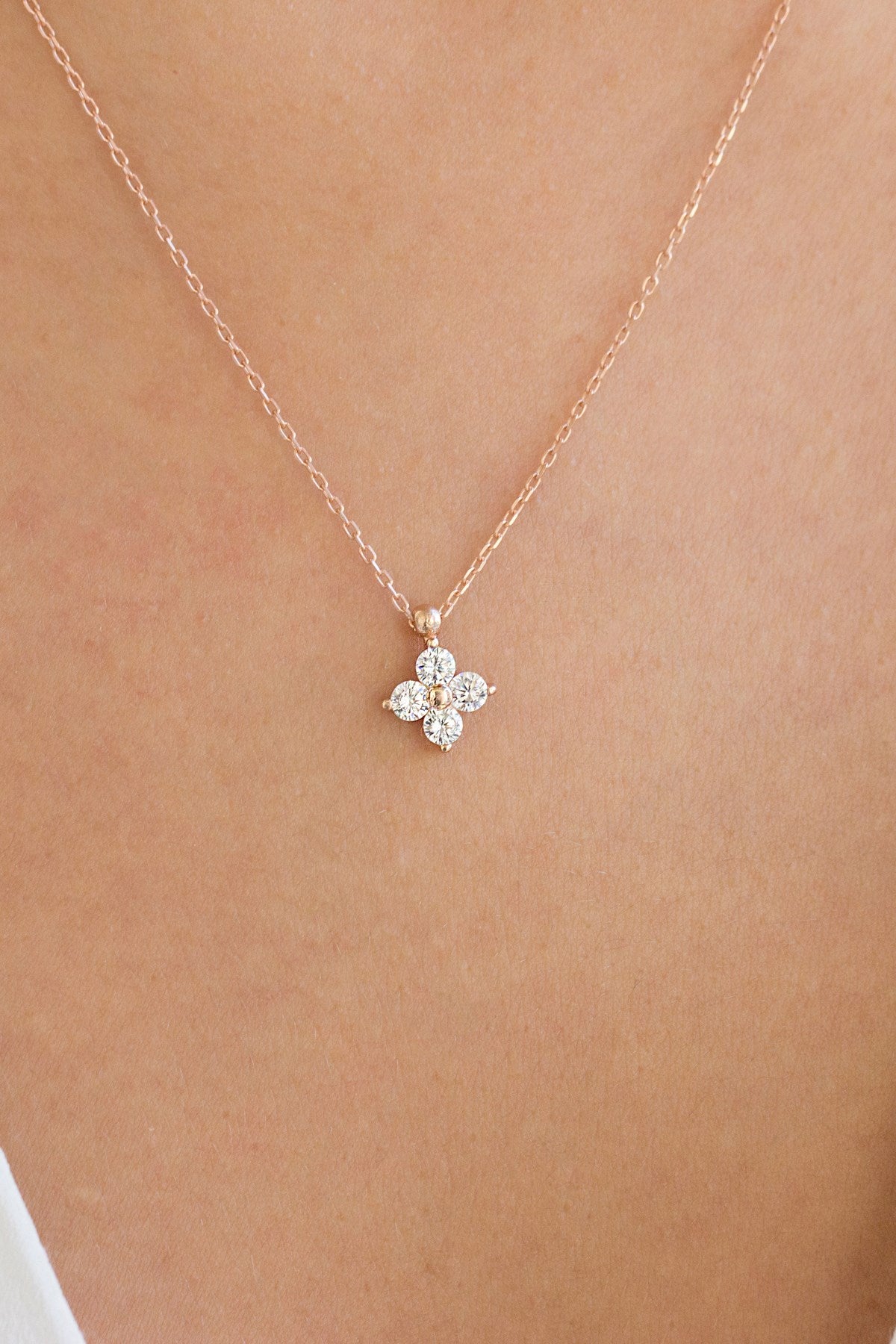 Silver Clover Necklace