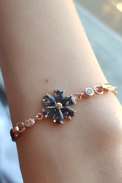 Bracelet en argent avec topaze mystique et fleur de pierres précieuses